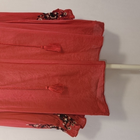 Alicia Pageboy Red Aztec/Tribal Embroidered V-Neck Tassle Tie Front Boho Top - Picture 3 of 13